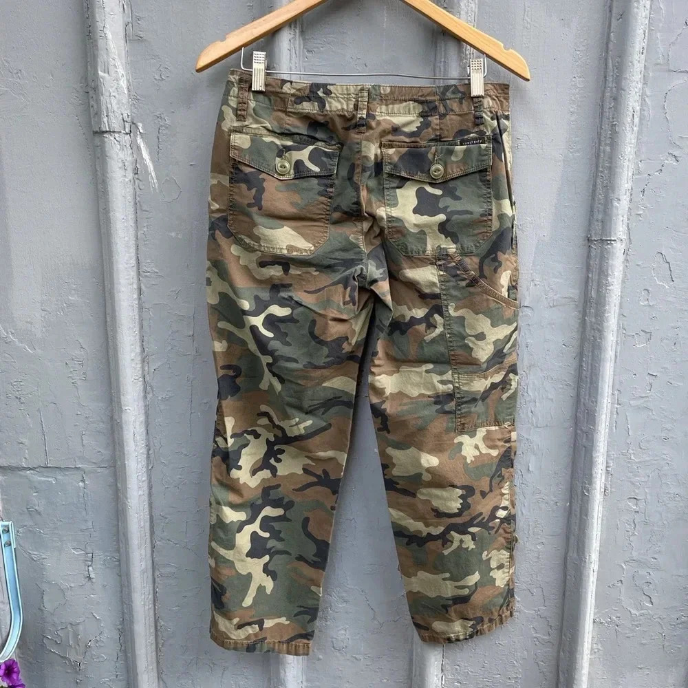 NOT FOR SALE Sanctuary Camoflage Straight Chinos, size 26 - Picture 3 of 9
